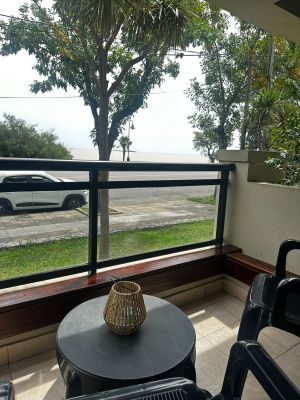 Apartment Apto con Piscina, GYM y terraza sobre Rambla, Vista al Rio Colonia