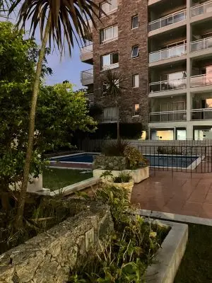 Apartment Apto con Piscina, GYM y terraza sobre Rambla, Vista al Rio Colonia