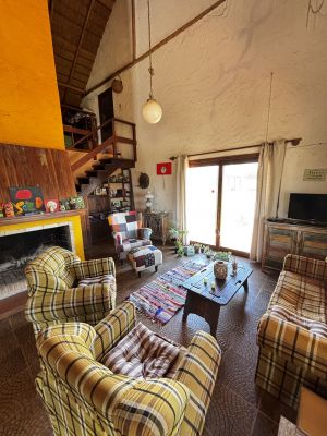 House Oportunidad Única Para Inversores Casa A Reciclar Punta del Diablo