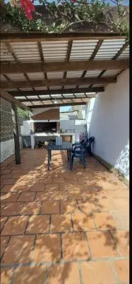 House Chalet en Casco Antiguo, a dos cuadras de la playa La Paloma