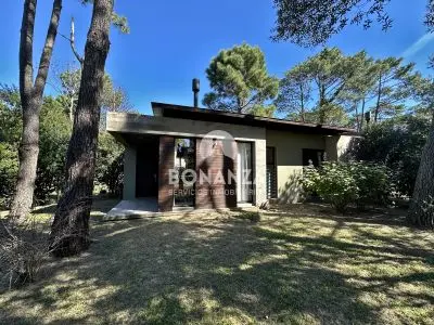 Barlovento - Casa en alquiler, 2 dorm 2 baños. Piriápolis 