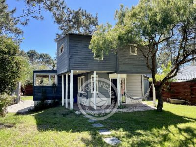 Casa Pitanga. casitas del bosque. Punta del Diablo