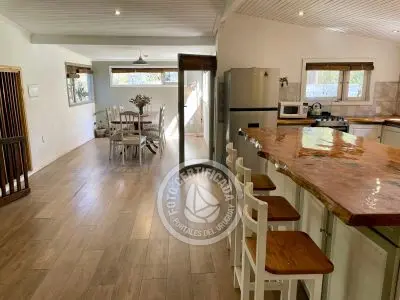 Casa Pitanga. casitas del bosque. Punta del Diablo