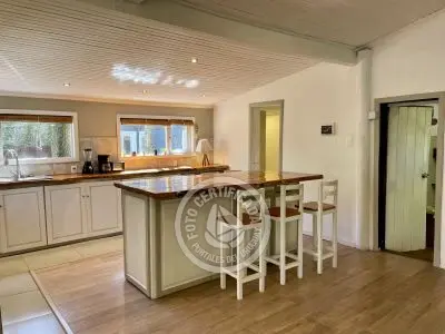 Casa Pitanga. casitas del bosque. Punta del Diablo