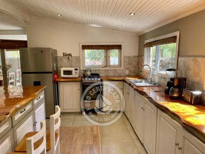 Casa Pitanga. casitas del bosque. Punta del Diablo