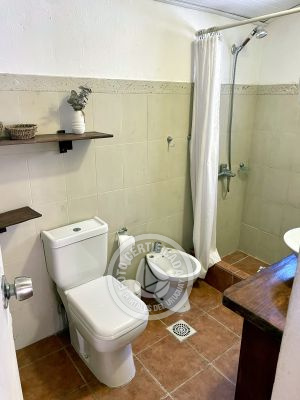 Casa Pitanga. casitas del bosque. Punta del Diablo