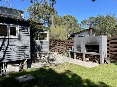 Casa Pitanga. casitas del bosque. Punta del Diablo