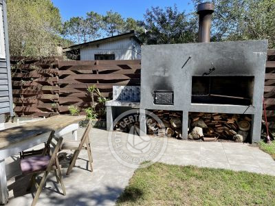 Casa Pitanga. casitas del bosque. Punta del Diablo