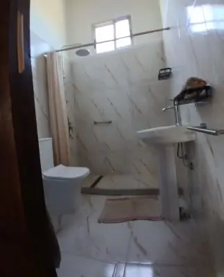 Elementaria - La Esmeralda - Rocha