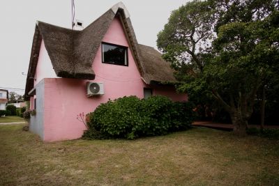 Cabaña Casa Rosada  La Paloma