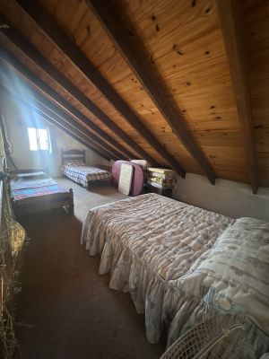 Cabaña Casa amarilla con hermoso parque Punta del Diablo