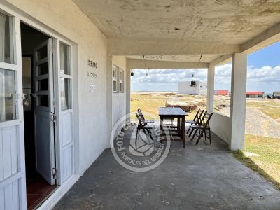 Complejo Casa grande y monoambiente zona faro Cabo Polonio