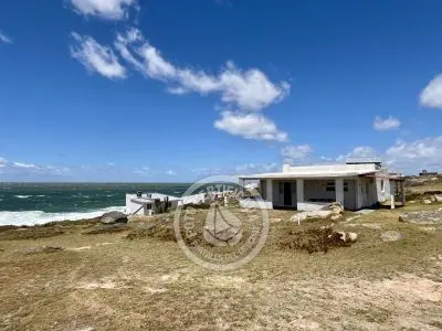 Casa Xeixo - 2 dormitorios 6 personas  Cabo Polonio