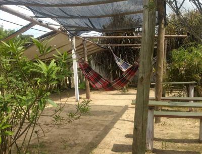 Cabin Casa Sol. Cabaña en planta alta, terraza y acceso a jardín Valizas