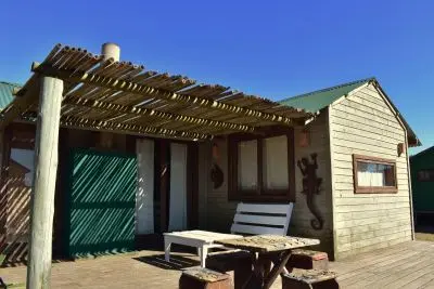 Cabañas Shanti. - Punta del diablo