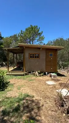 House TinyHouse de barro La Paloma