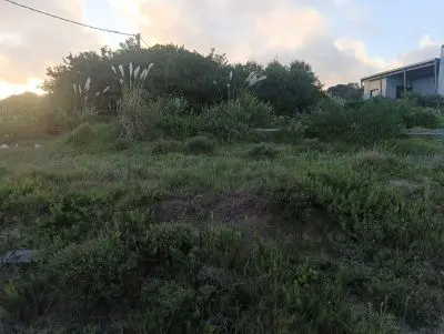 Lots Manz 119 s. 5 Mts 425 Punta del Diablo