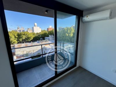 Apartamento Cordón Soho, Edif. Soon! 2 dorm, terraza y cochera Montevideo