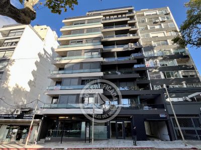 Apartamento Cordón Soho, Edif. Soon! 2 dorm, terraza y cochera Montevideo