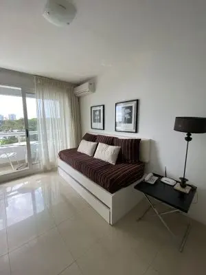 Apartamento 2 Ambientes, 4 personas, COCHERA, Piscina climatizada, GYM Punta del Este
