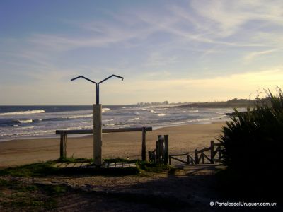 Duchas en la playa de La Barra