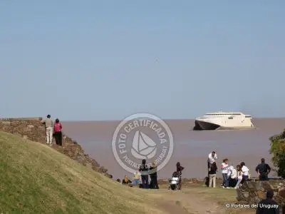 El río y los buques desde Buenos Aires