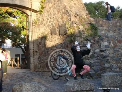Tip Las historias de Colonia Colonia del Sacramento