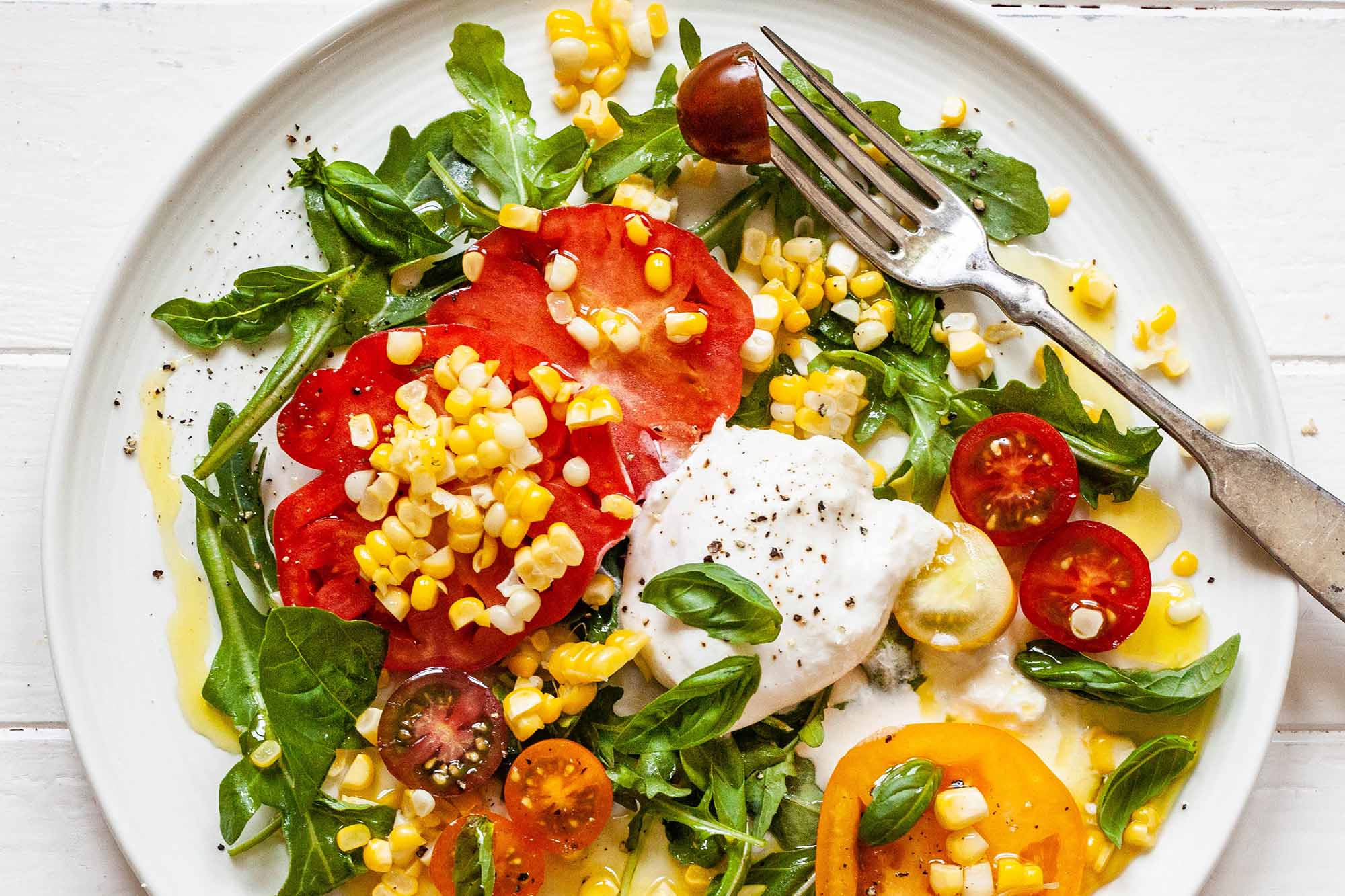 Arugula Salad with Tomatoes, Corn, and Burrata