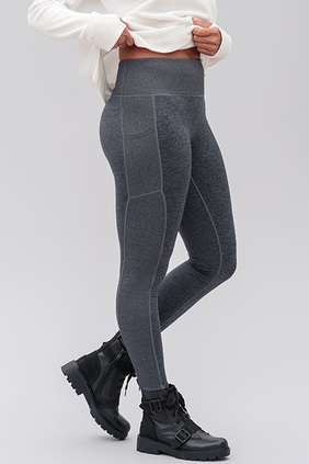 SKU_P1334NJ_COL_BLACKHTR