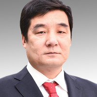 Zhenlong Wang