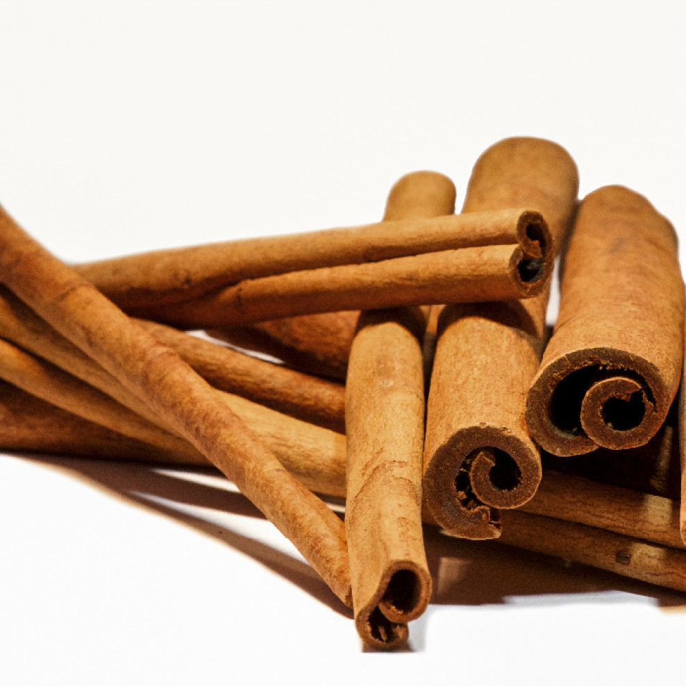 Cinnamon 6 Inch 4 Cinnamon Stick