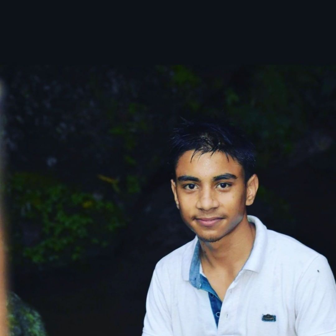 FELLOW.jpg