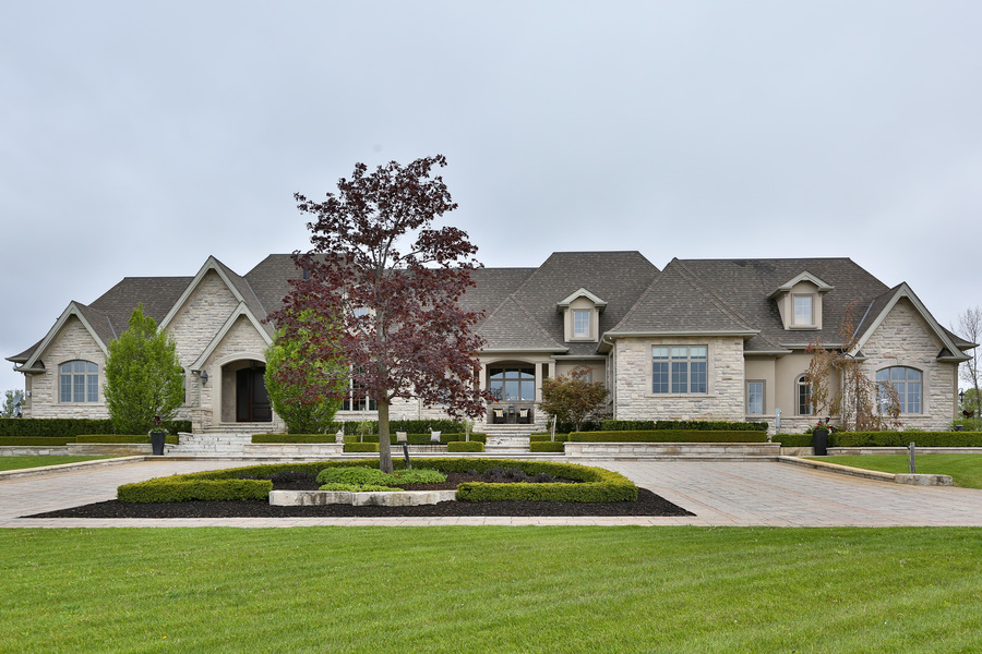 3425 Hollywood Court, Pickering, Ontario, L1X 0A3