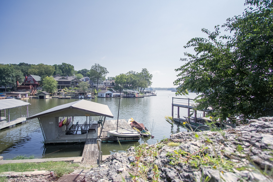 2 WR Street, Lake Lotawana, MO, 64086