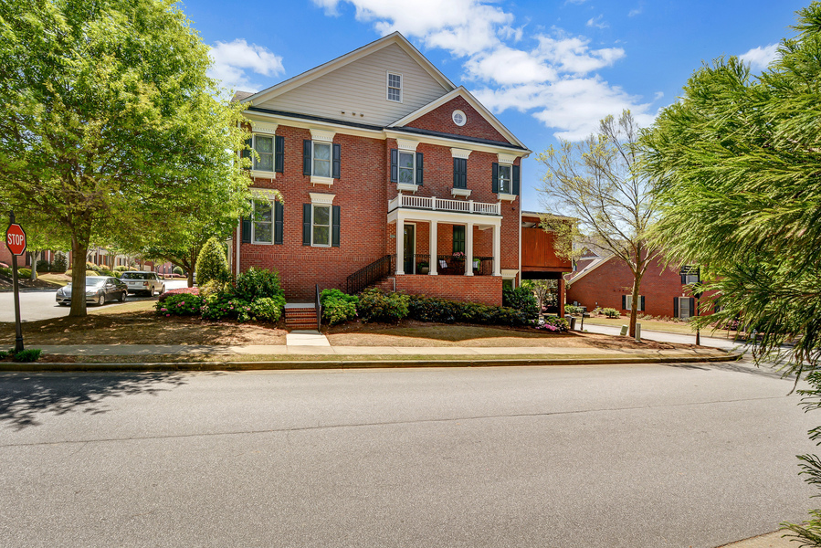 5200 Davenport Place