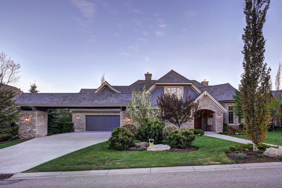 27 Granite Ridge, Calgary, AB, T3Z 3B3