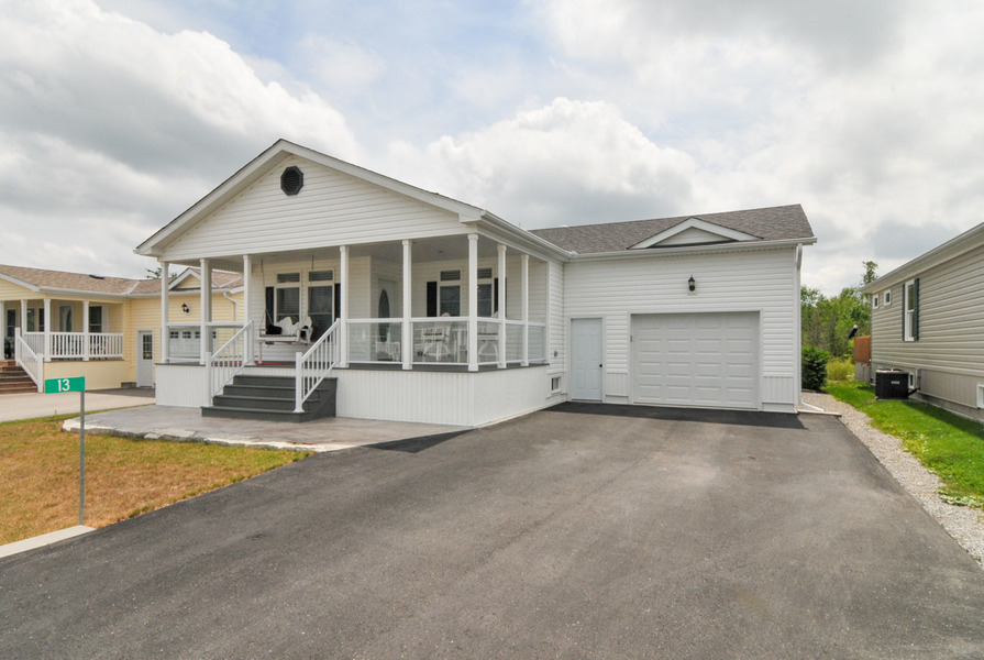 13 Creekside Circle, Dunsford, On,