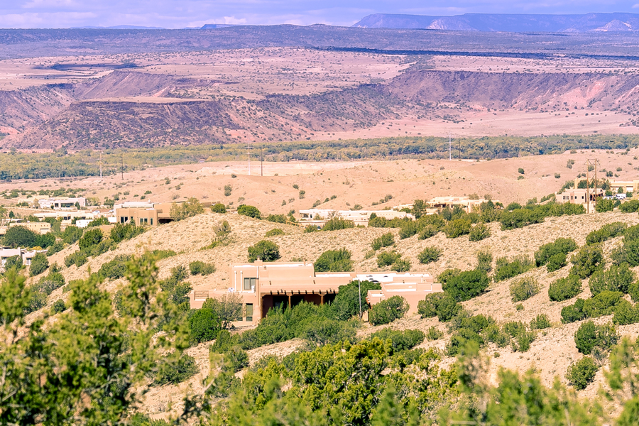 9 Camino Vista Hermosa
