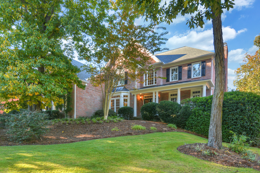 612 Belmont Crest Drive SE