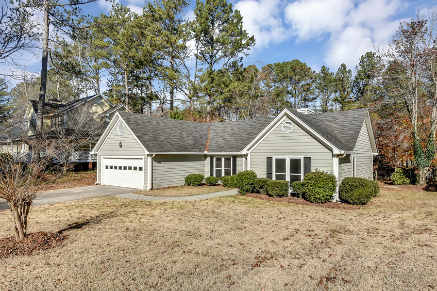 1325 Winding River Trail