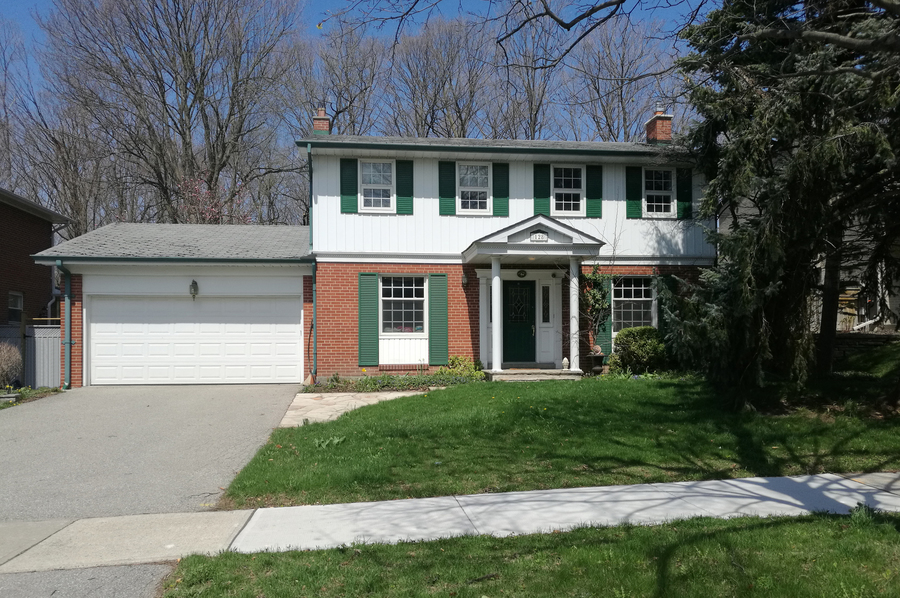 128 Cassandra Boulevard, Toronto, On, M3A1S9