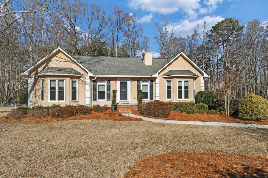 285 London Lane 