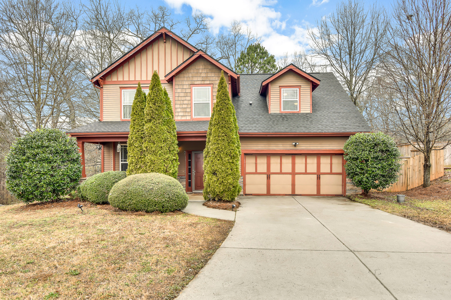 1525 Boulder Walk Drive SE