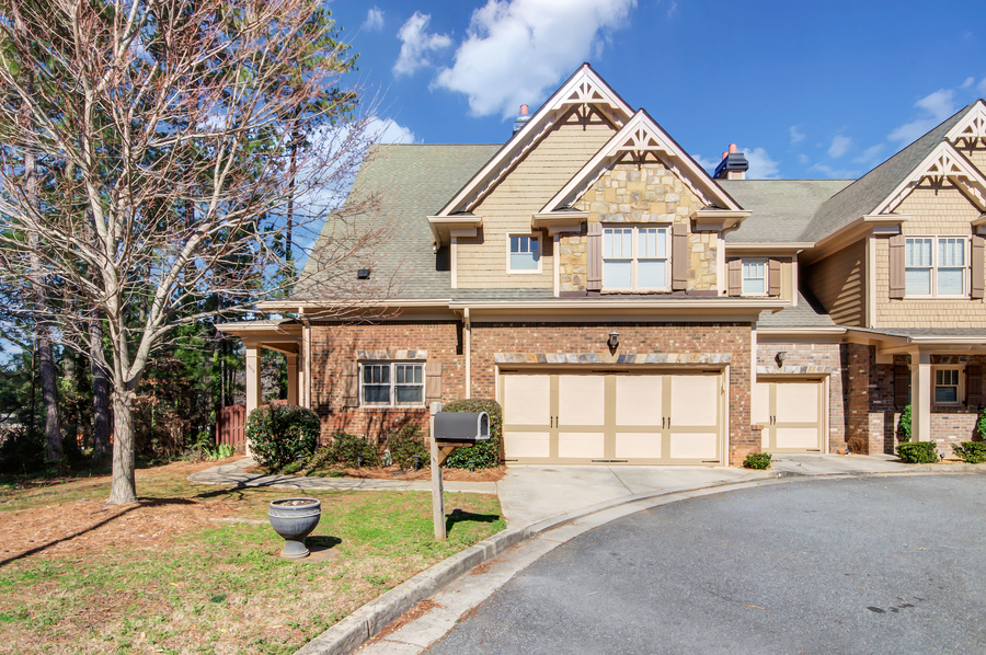 4614 Fountain Bleau Court