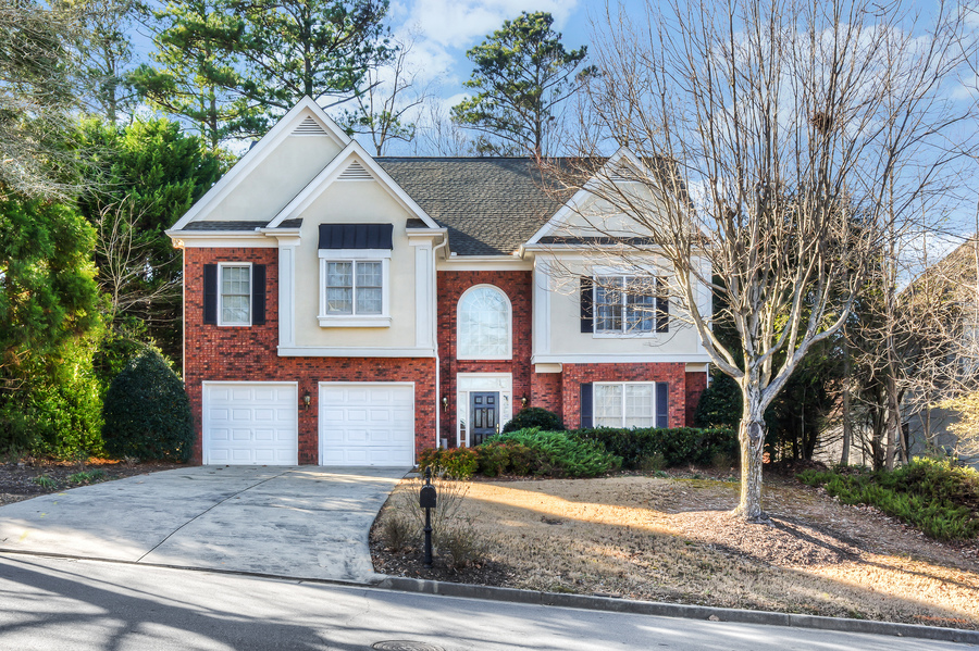 855 Winding Bridge Way