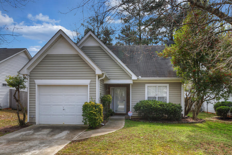 3826 Mays Court SW