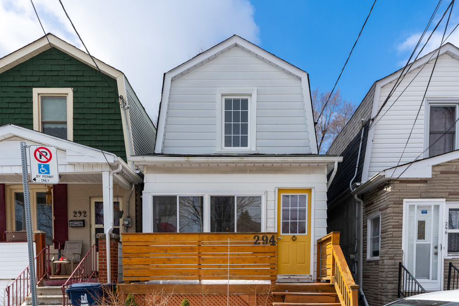 294 Cedarvale Avenue, Toronto, Ontario, M4C 4K4