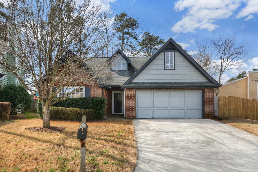 143 Summer Crest Place SW