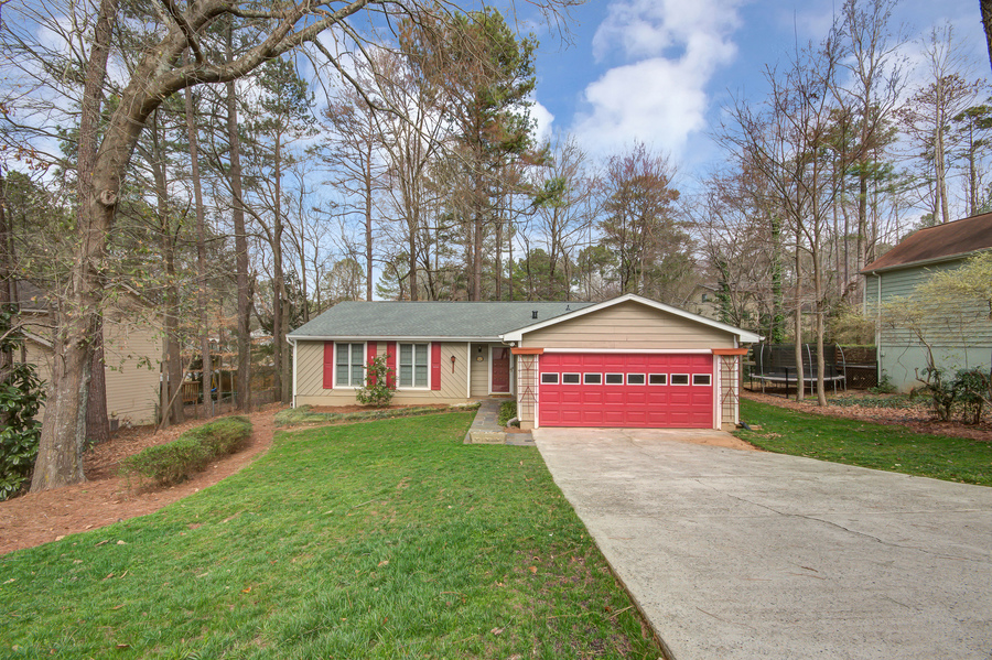 110 Roswell Farms Lane