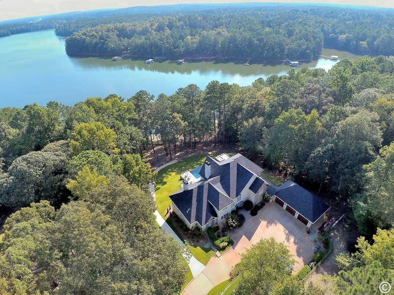 2006 Foxcroft Drive